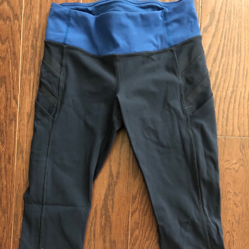 Blue lululemon Capris
